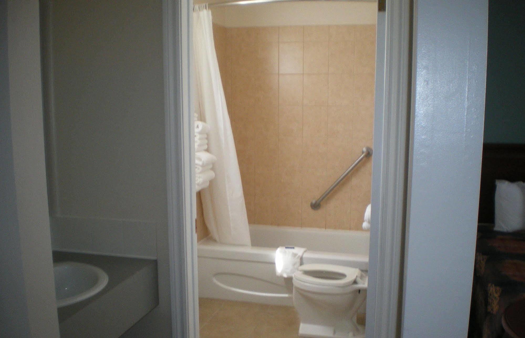 Hotel Motel Manoir De Perce Ngoại thất bức ảnh